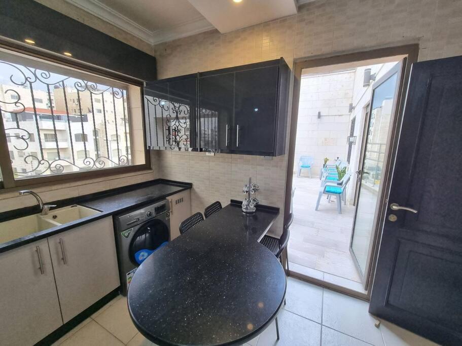 Deir Ghbar 3 Rooms Apart Ammán Kültér fotó